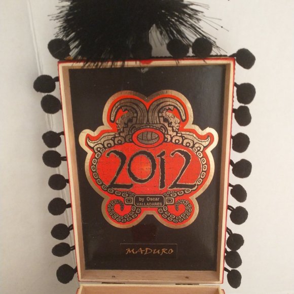Suenos de Saundra Upcycle Extremely Rare Maduro 2012  Cigar Box, Storage Box - Picture 10 of 12